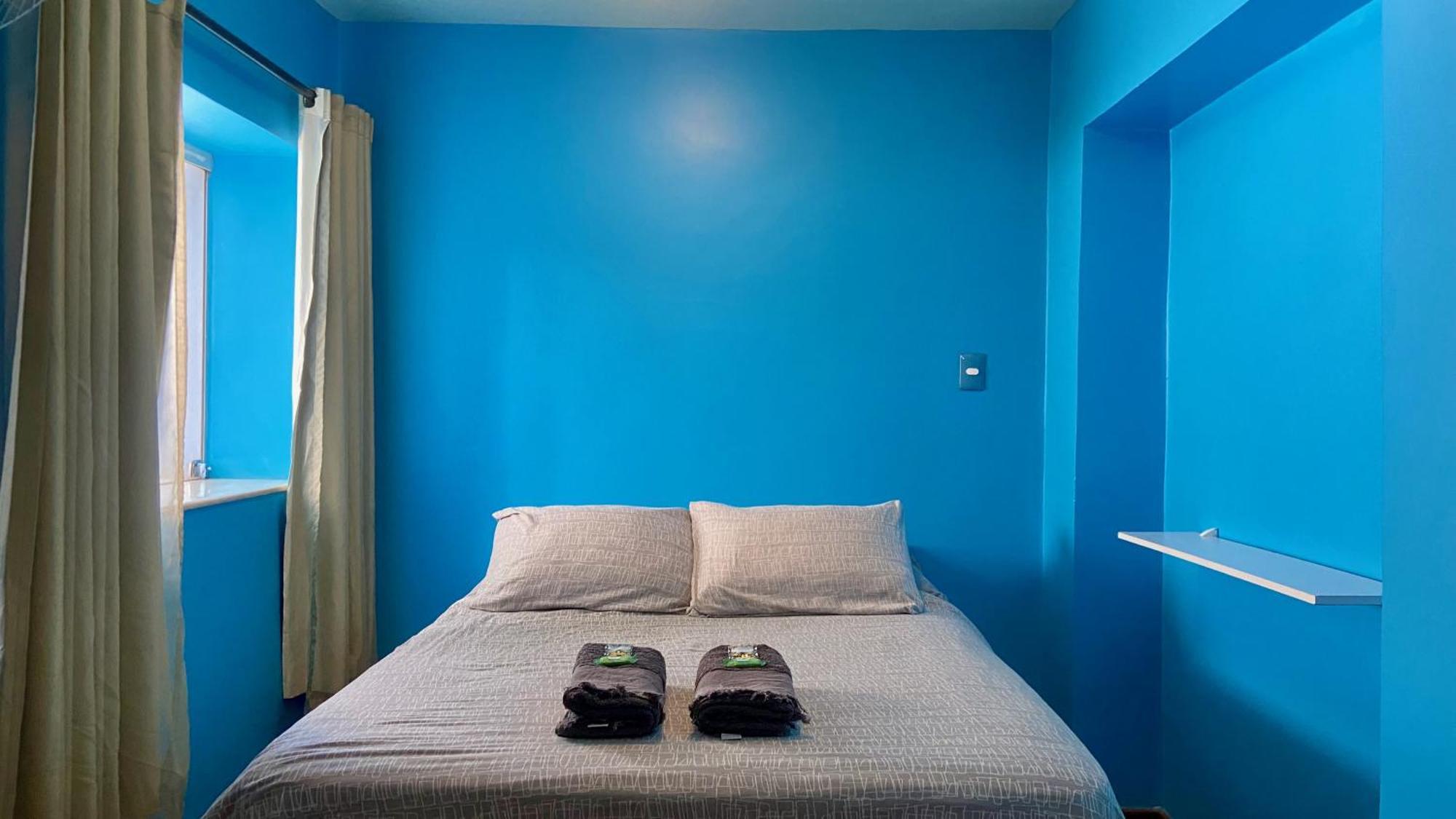 Standard Suite,1592973925:JPEG